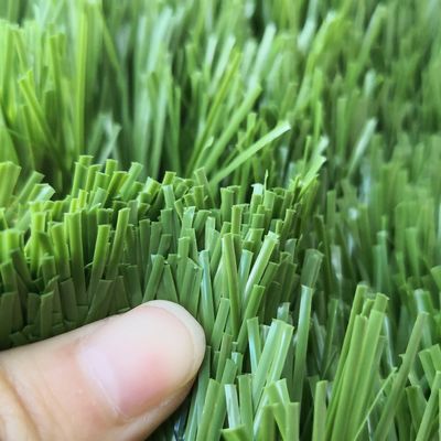 50 मिमी ऊंचाई फुटबॉल मैदान कृत्रिम घास एसजीएस प्रमाणन के साथ प्रतिस्पर्धी